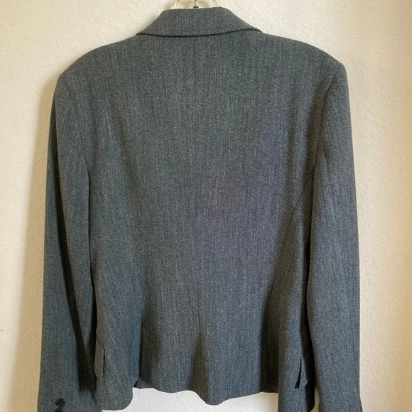 Zara basic - gray jacket - Picture 3 of 3